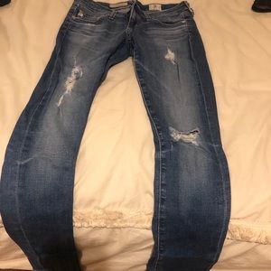 AG ciggerate mid rise distressed jean size 24